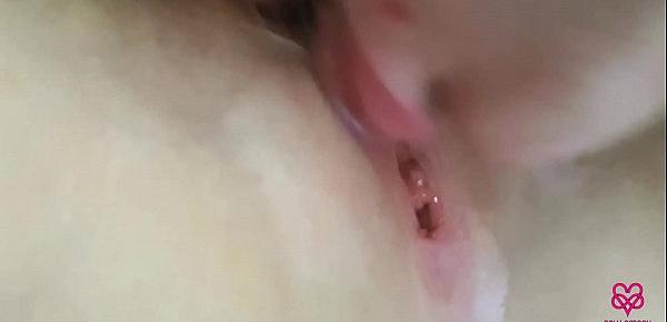  Lesbian close up pussy licking